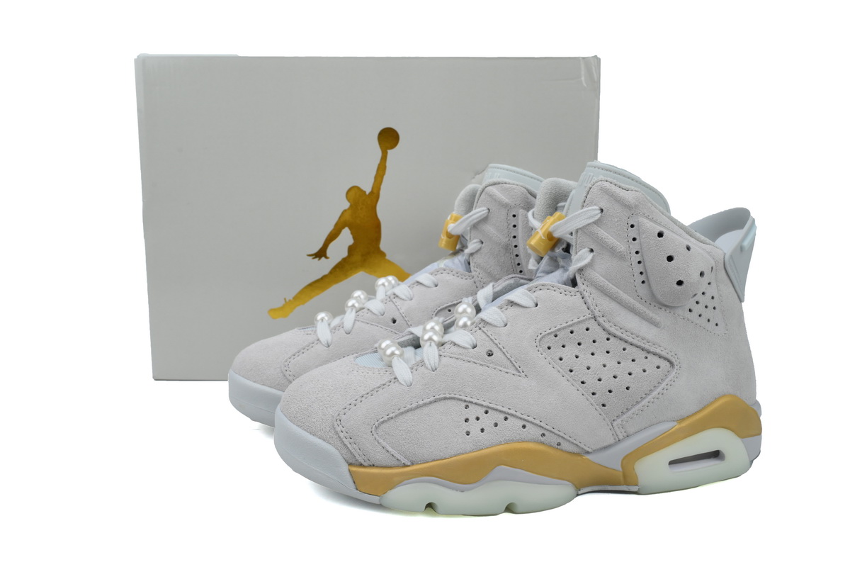 Air Jordan 6 (Paris)